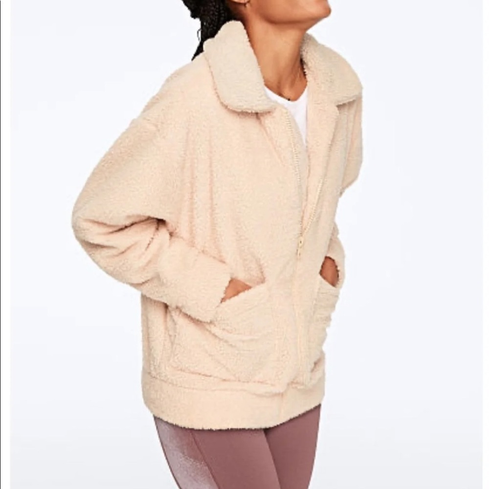 🆕Victoria Secret Sherpa Jacket - Picture 1 of 4